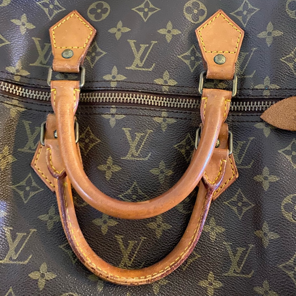 💎✨Authentic✨💎 LOUIS VUITTON MONOGRAM HAND … - Picture 13 of 16